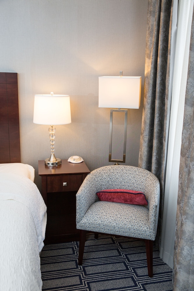Hampton Inn & Suites Providence Downtown - photo 10