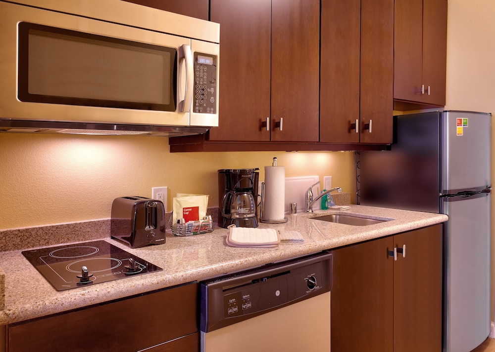 TownePlace Suites by Marriott Elko - photo 11