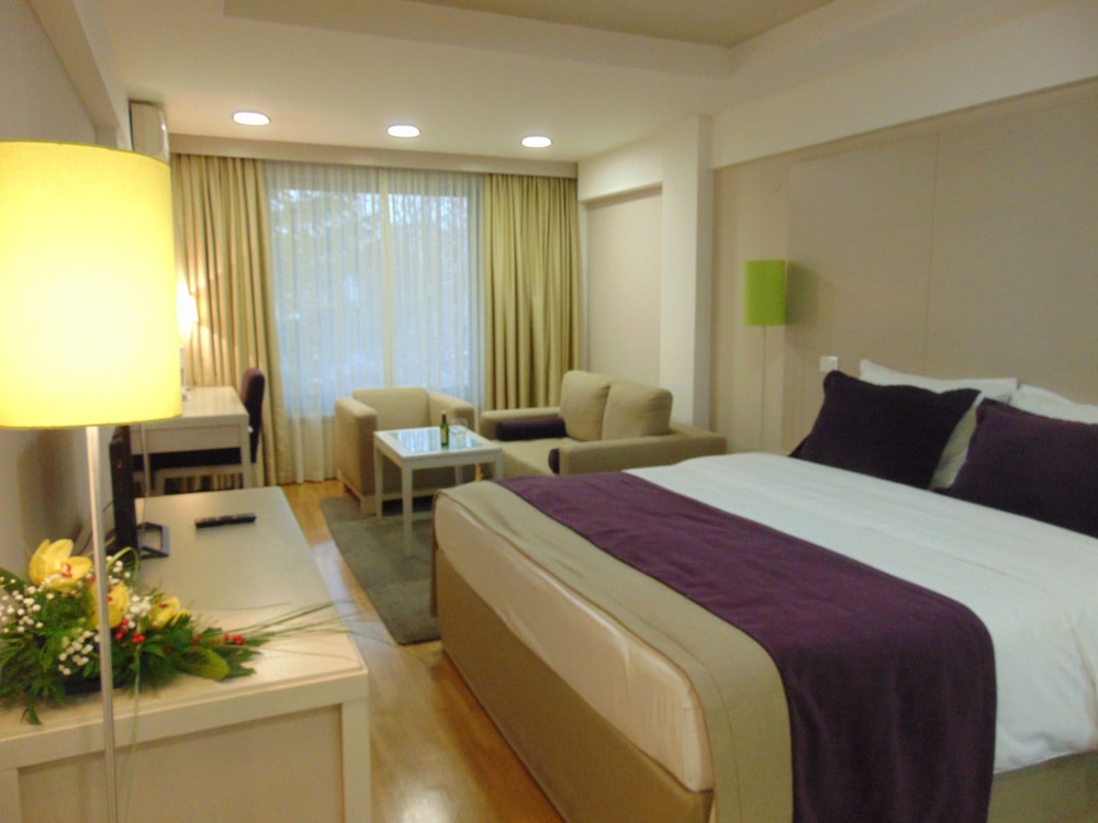 Hotel M — Belgrade — photo 3