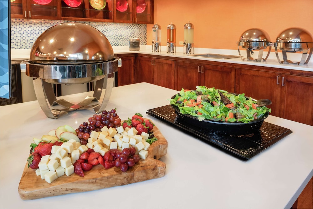 Homewood Suites by Hilton Virginia Beach Norfolk Airport - photo 31