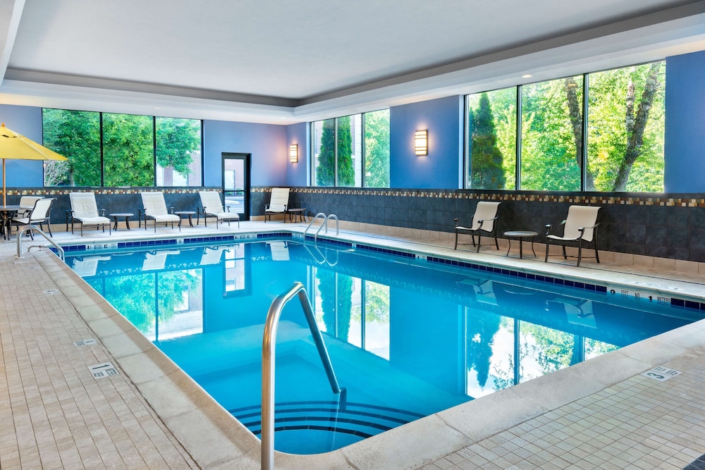 Hampton Inn & Suites Hartford Farmington - photo 29
