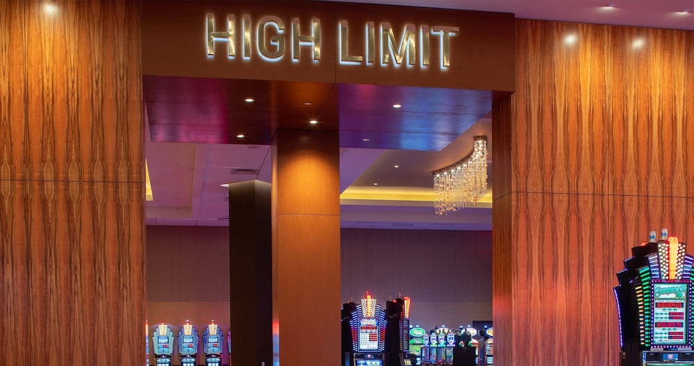 Southland Casino Hotel - photo 22