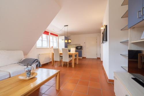 Feriendorf Rugana Klassik Appartement mit 1 Schlafzimmer B40 — 4-Star Luxury Hotel in Dranske, Germany