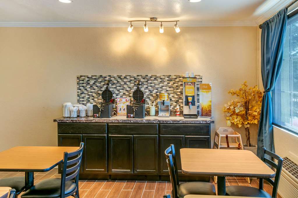 Quality Inn Rawlins I 80 - photo 30