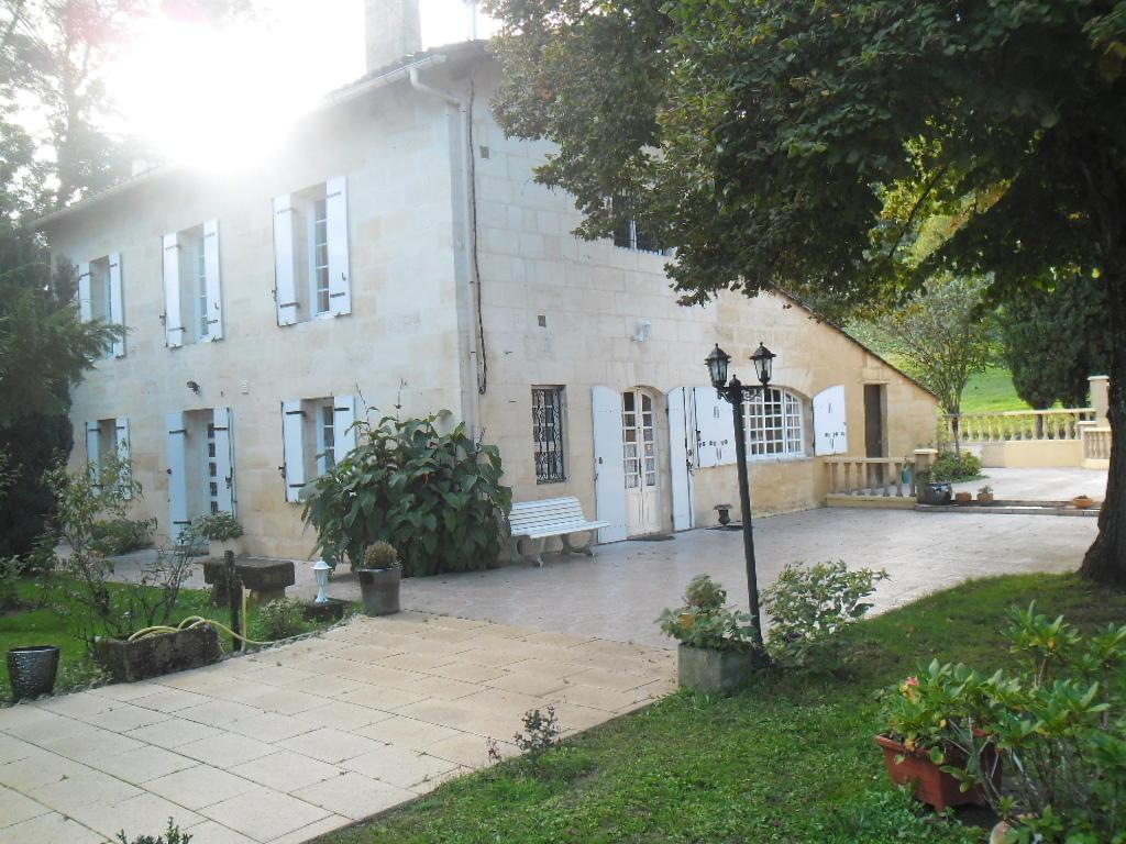 La Chenaie - last minute hotel in Arveyres