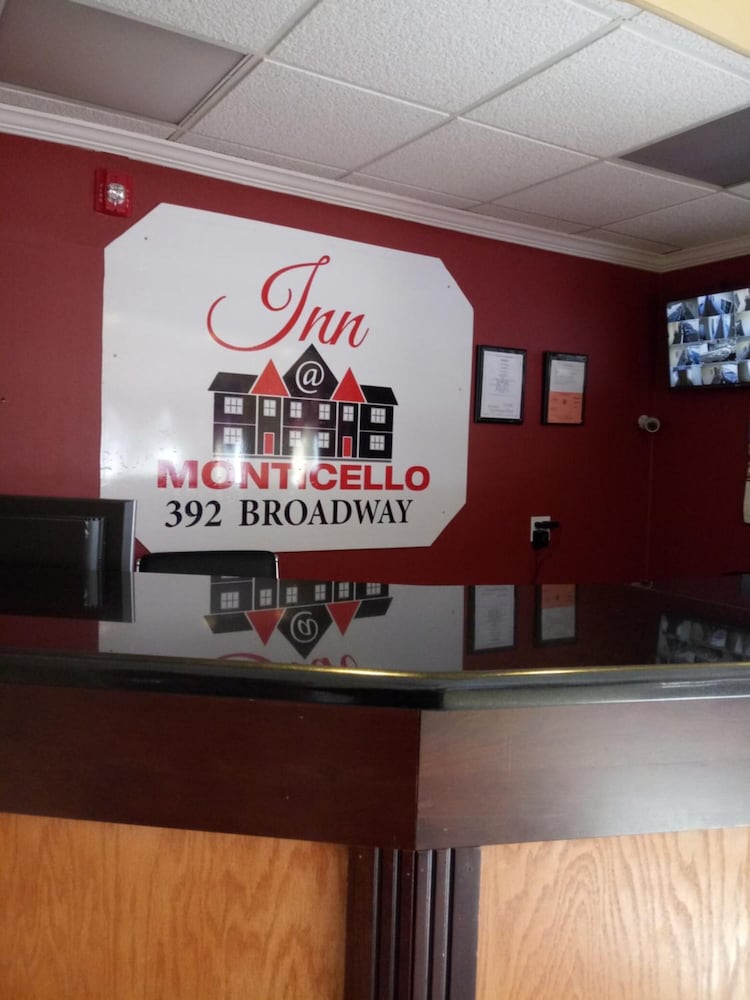 Inn at Monticello - photo 4