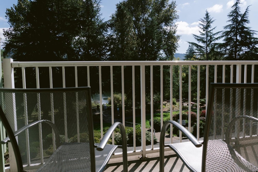 Riverfront Inn Roseburg - photo 34