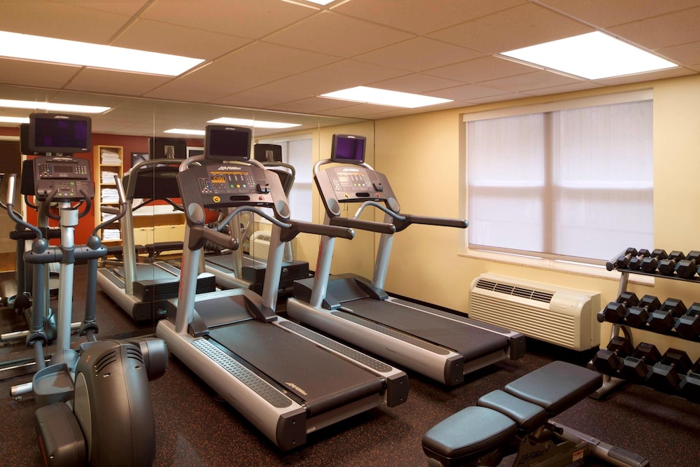 TownePlace Suites by Marriott Jacksonville - photo 17