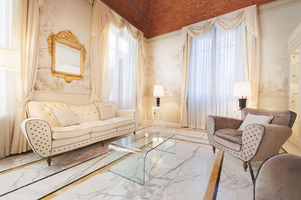 Hotel Embassy - last minute hotel in Florence