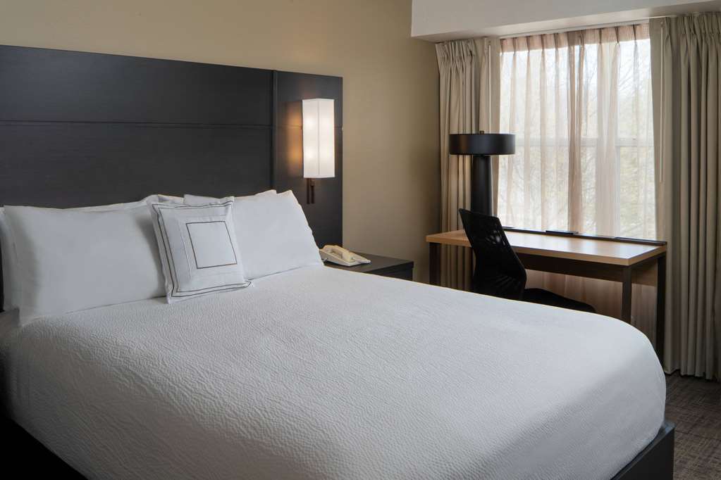Sonesta ES Suites Fairfax Fair Lakes - photo 15
