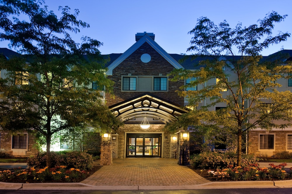 Staybridge Suites Lincolnshire by IHG — hotel in Lincolnshire