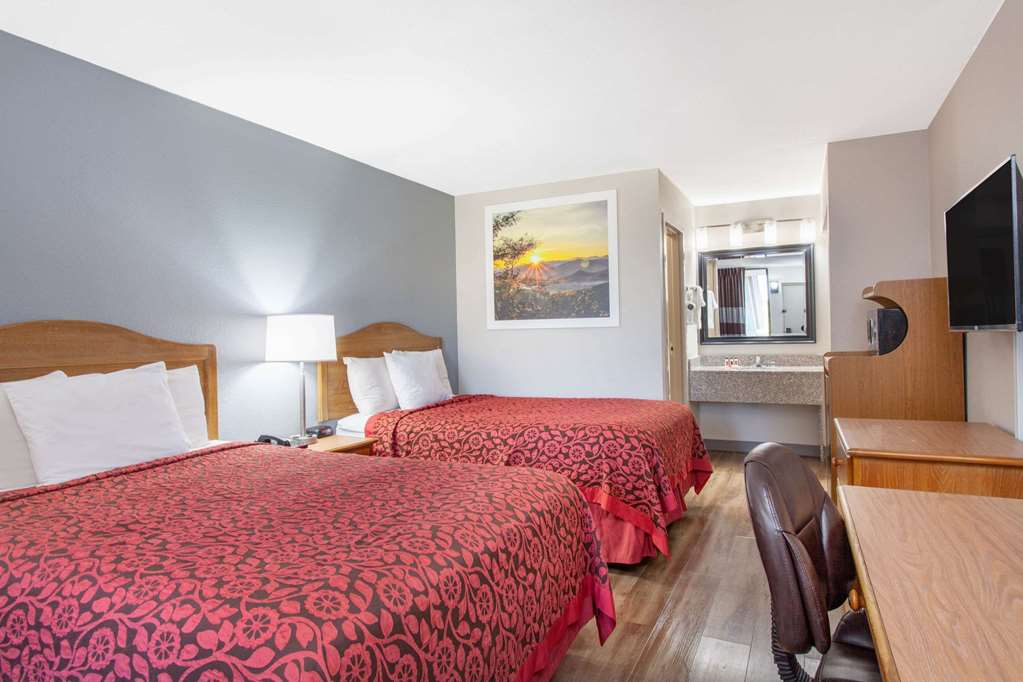 Days Inn by Wyndham Clinton Laurens I 26 - photo 4