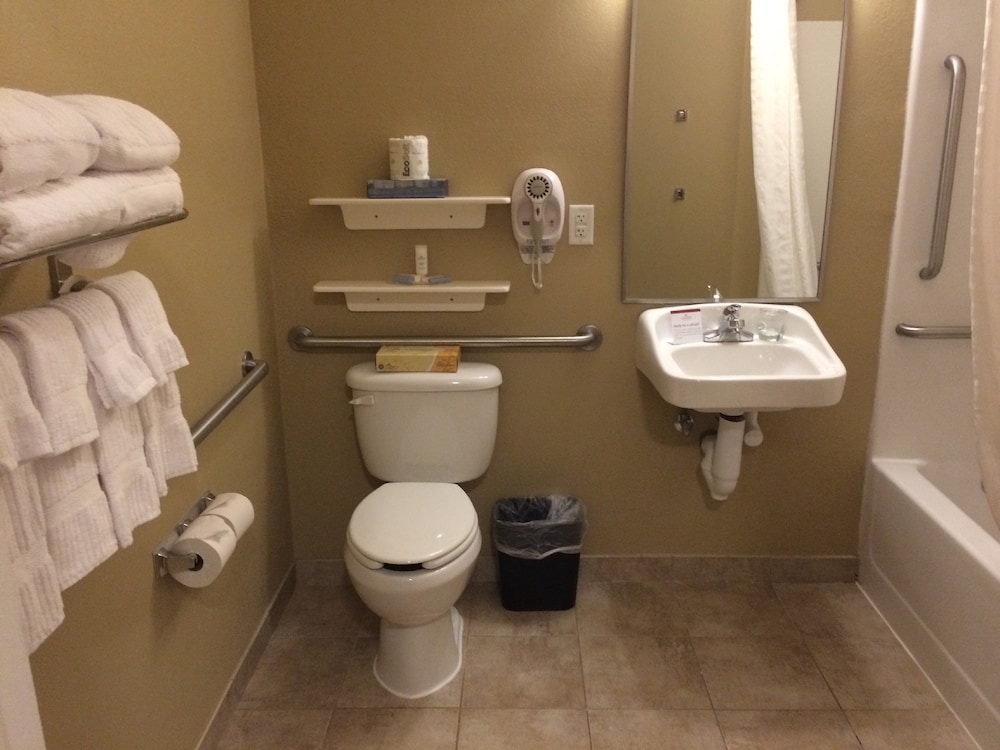 Candlewood Suites Watertown Fort Drum by IHG - photo 29