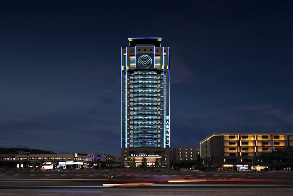 Metatulia - carbon neutral hotel in Unknown City