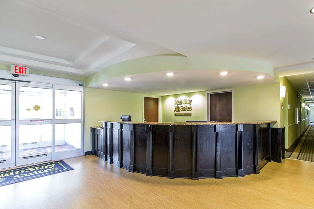 MainStay Suites Jacksonville near Camp Lejeune - photo 5