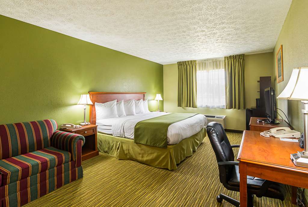 Quality Inn Weston - photo 6