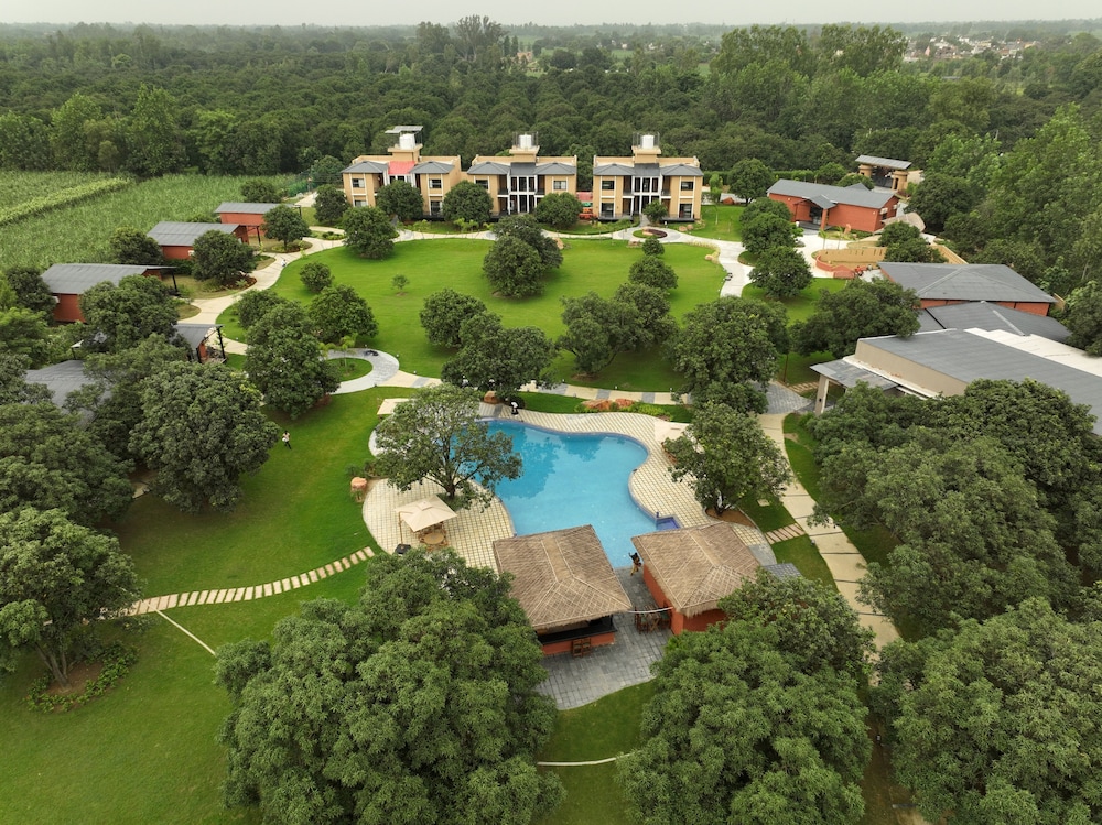 Mamaya Resort Spa By Four Leaf Hotels — Hapur