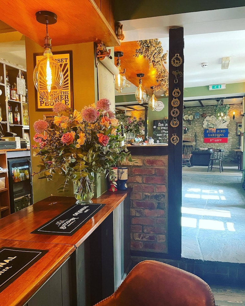 The Cross Keys — Frome
