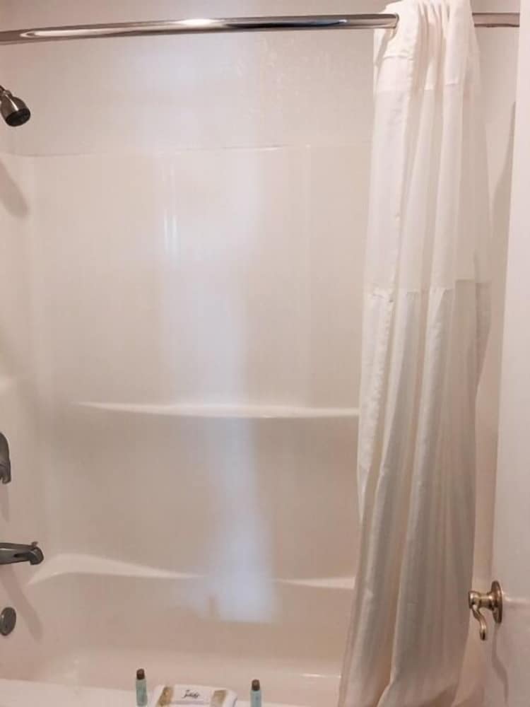 Ranch House Inn and Suites - photo 34