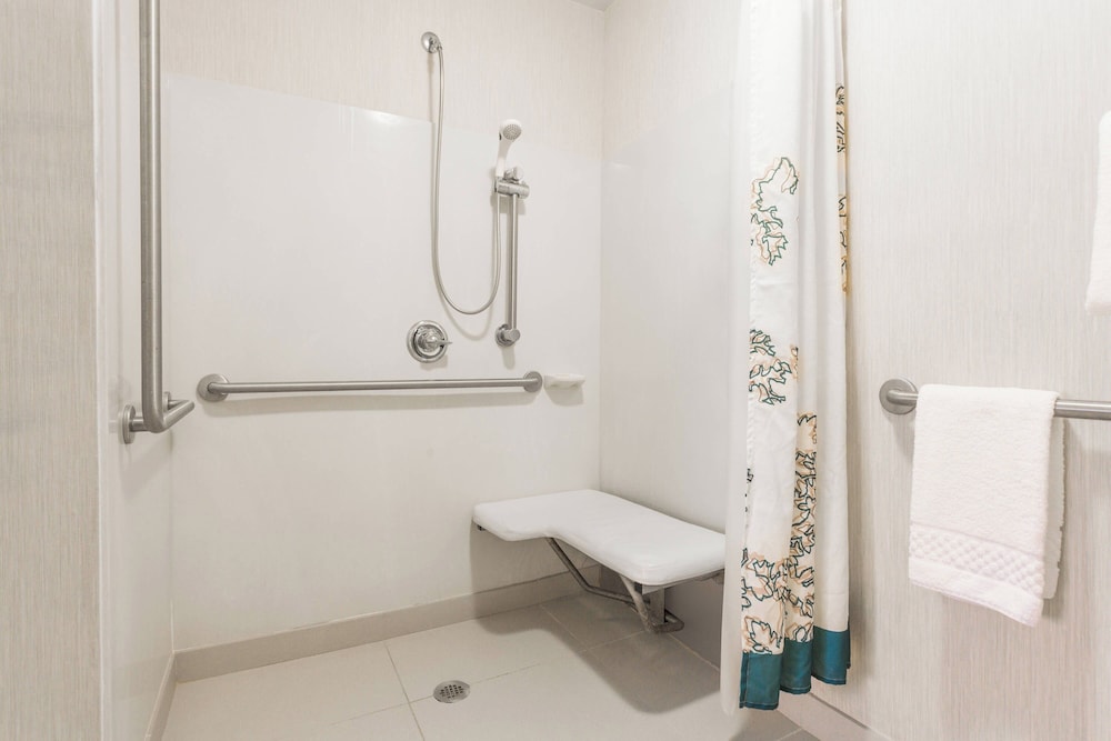 Residence Inn By Marriott Cleveland Mentor - photo 15