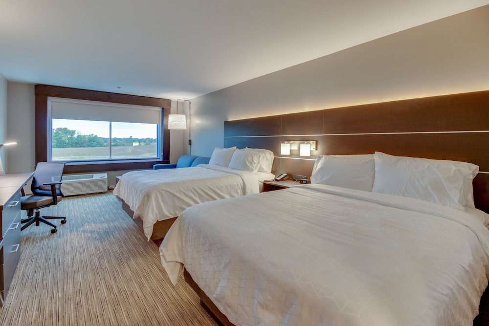 Holiday Inn Express & Suites Union City by IHG - photo 14