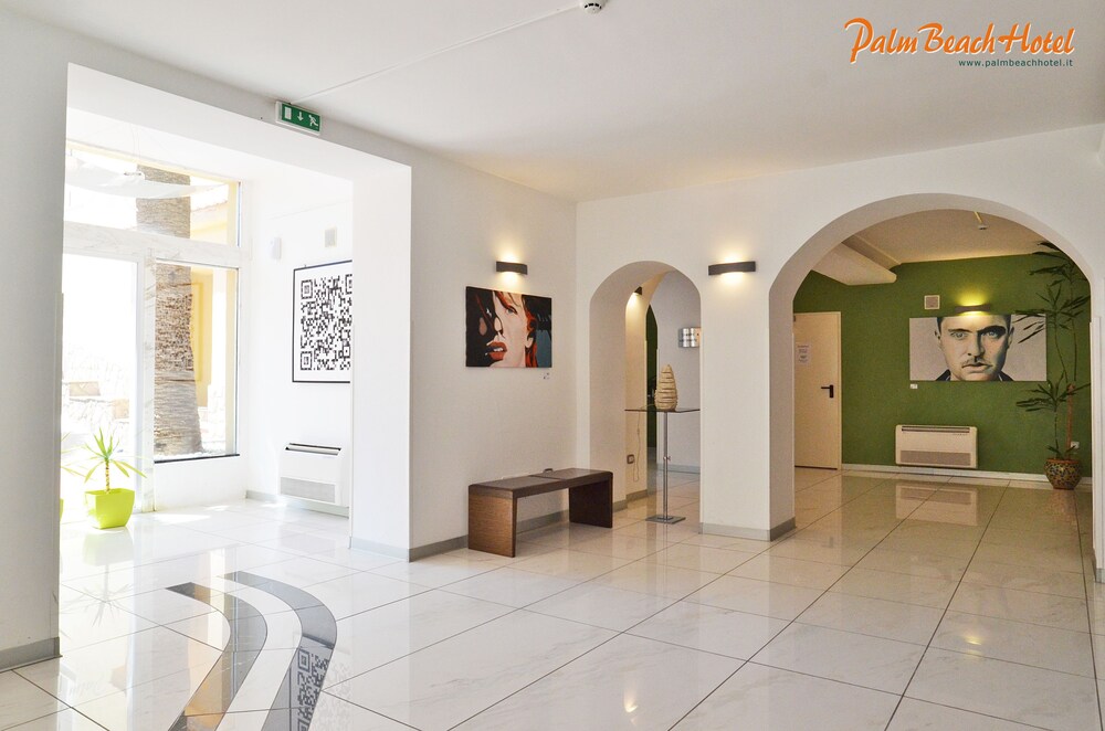 Palm Beach Hotel — Cinisi