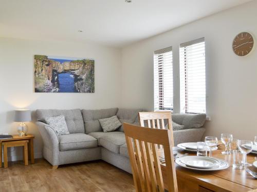 Rockworks Chalets No2 Uk7041 — hotel near Kirkwall Airport