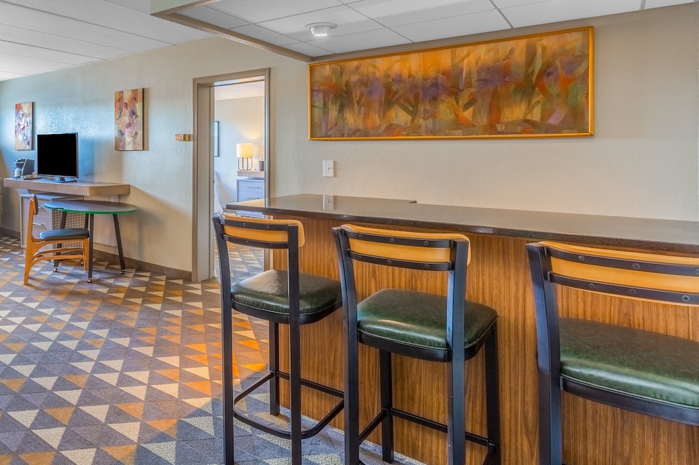 Holiday Inn Rockford by IHG - photo 15