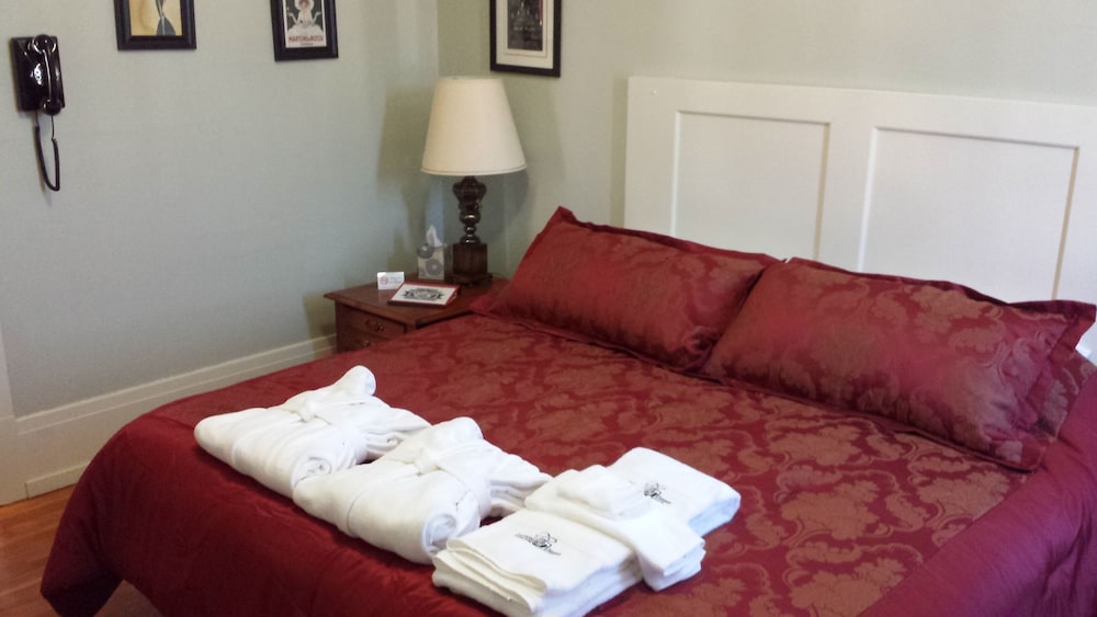 Centralia Square Grand Ballroom and Vintage Hotel - photo 10