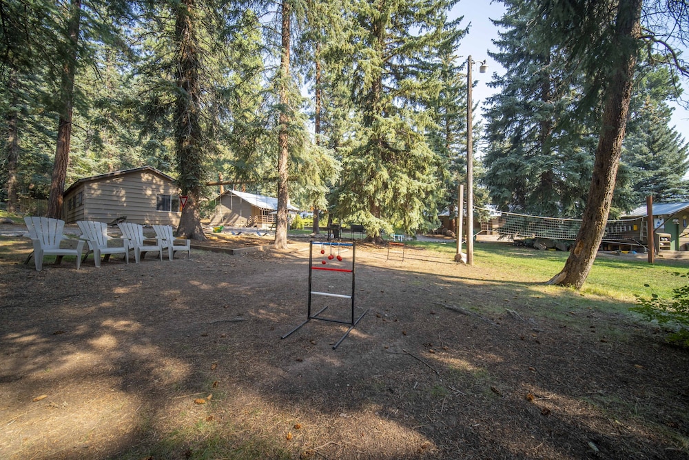 Bear Paw Lodge & Vacation Homes - photo 82