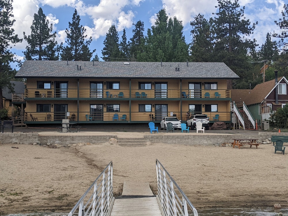 Big Bear Lakefront Lodge - photo 134