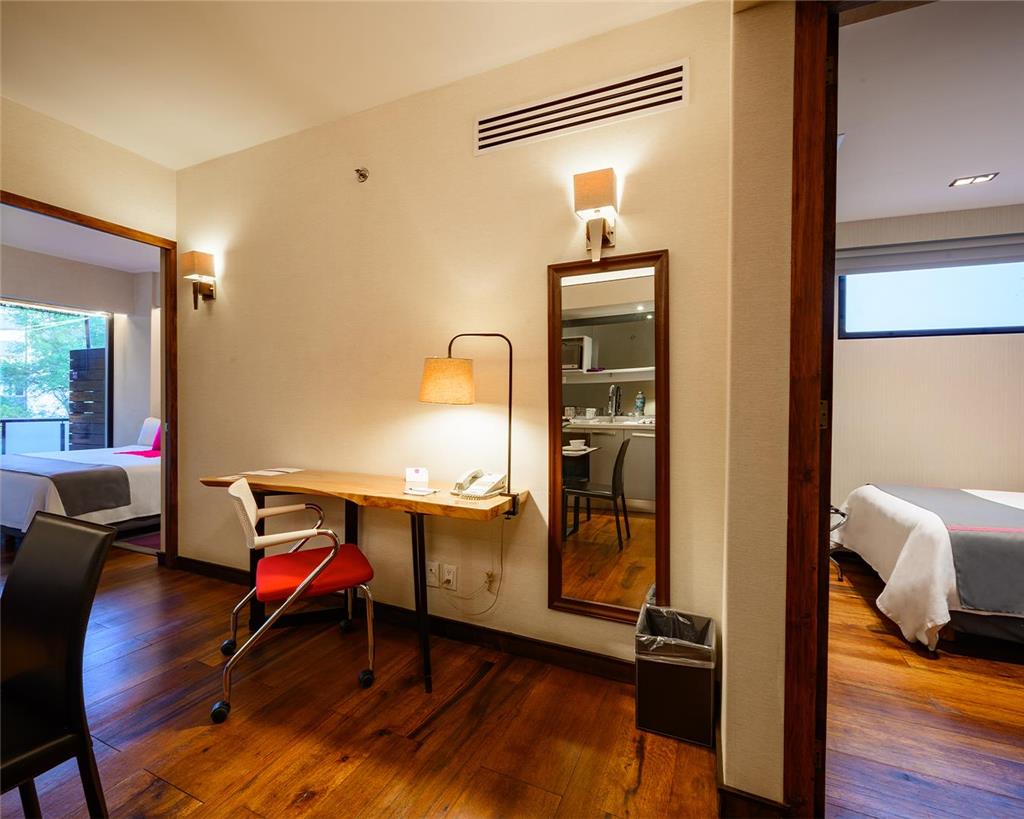 Las Suites Campos Eliseos
