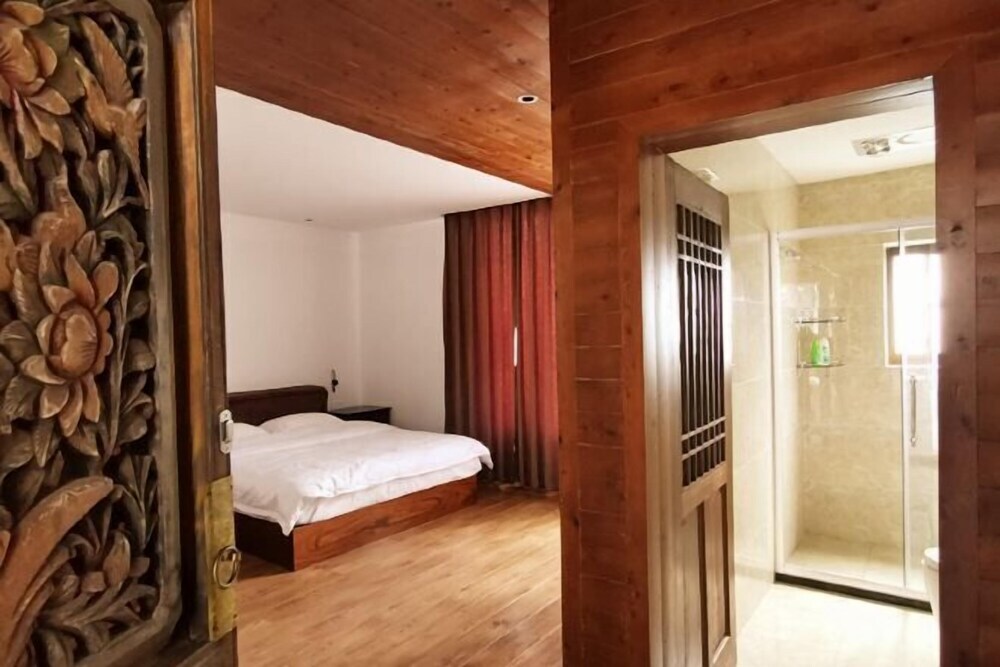 Baisha No.66 post station in Yulong, People's Republic of China