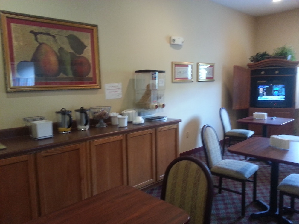 Super 8 by Wyndham Pascagoula - photo 14