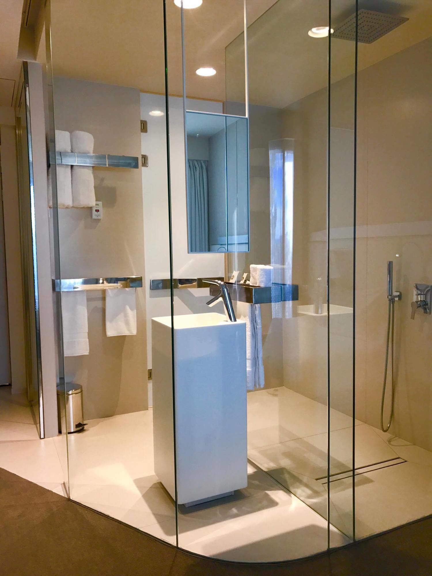 The Grove Design Hotel