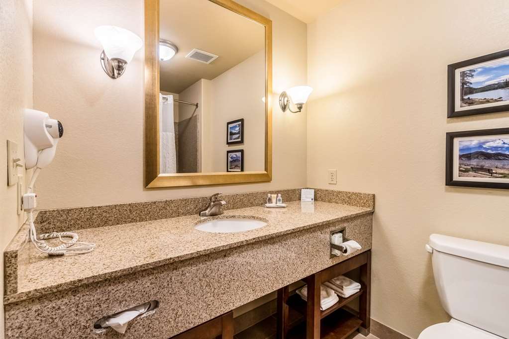 Comfort Inn & Suites Rifle - photo 19