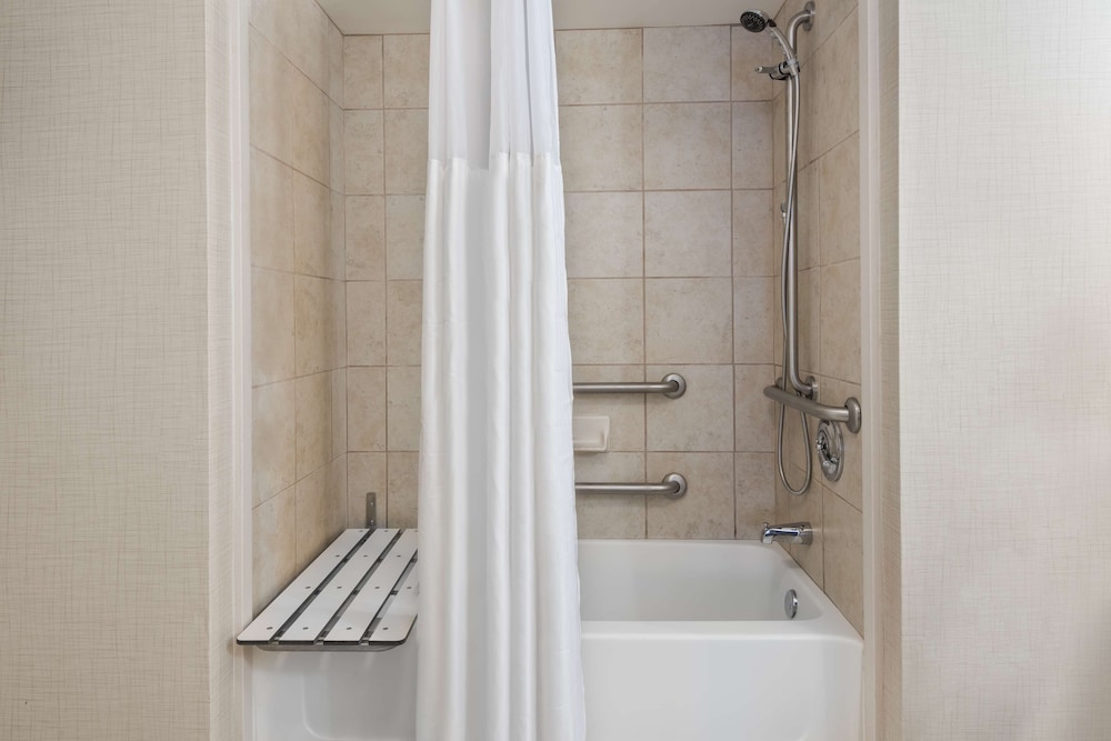 Homewood Suites by Hilton Holyoke Springfield North - photo 19
