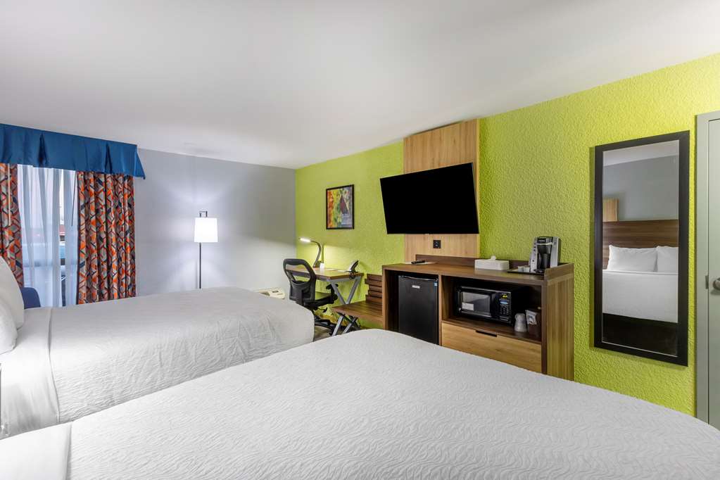 Best Western Plus St. Louis West Westport - photo 22