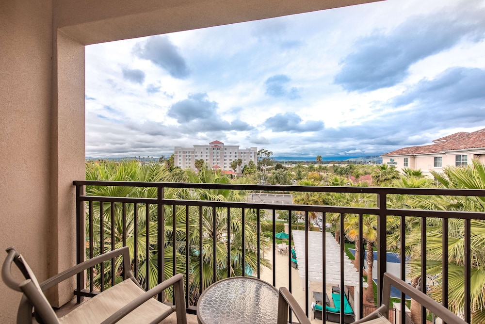 Homewood Suites by Hilton Oxnard Camarillo - photo 51
