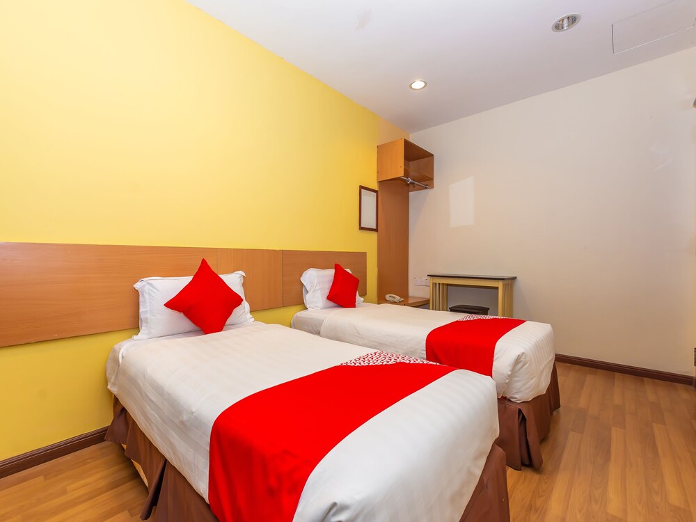 OYO 970 Hotel 906 Taman Mutiara — hotel near Malacca International Airport