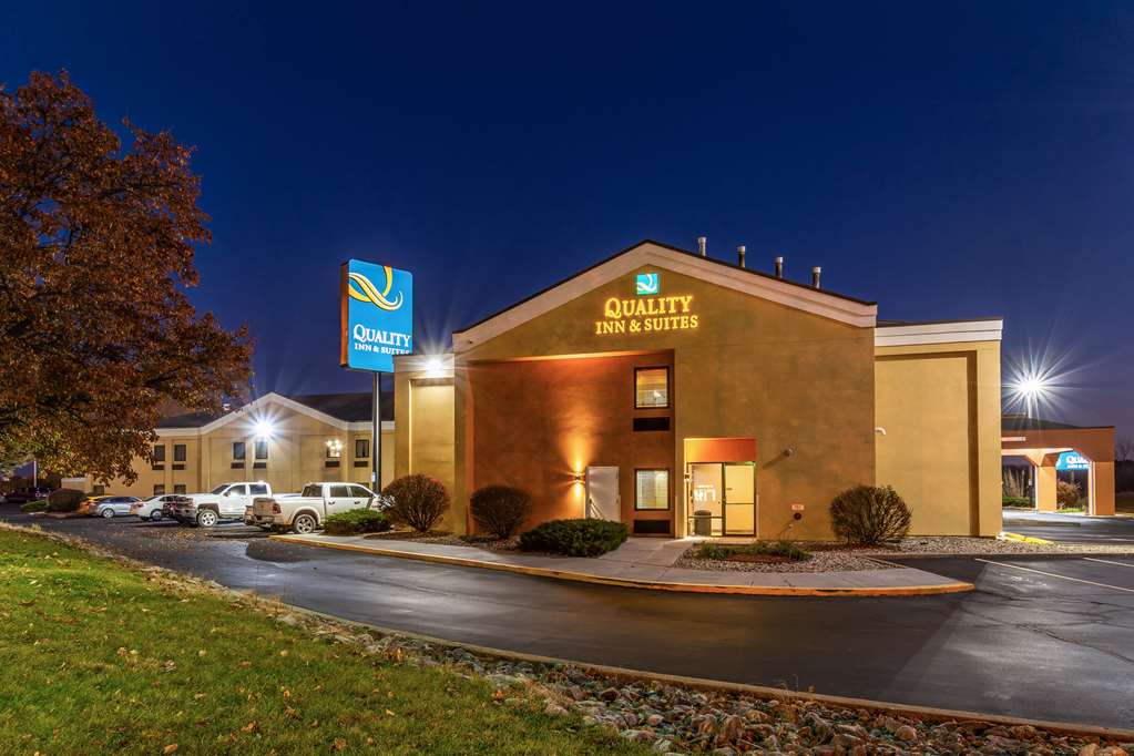 Quality Inn & Suites Southport - photo 42