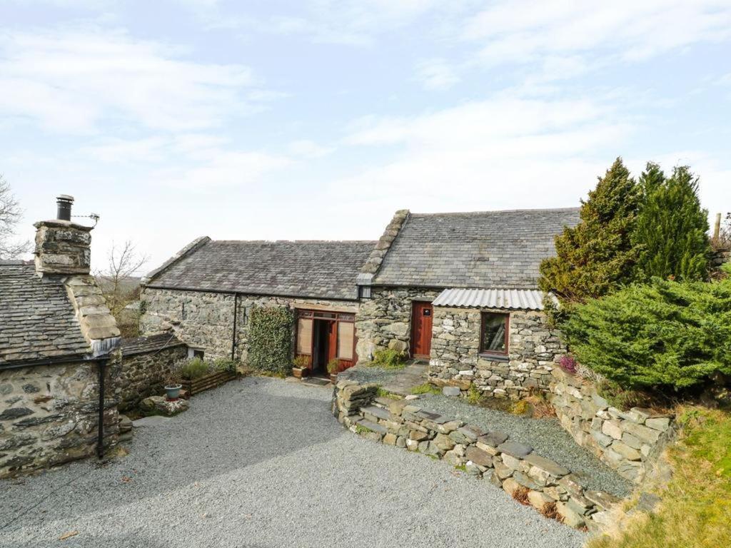 Ty Gwennol at Gilfach Goch — hotel in Llanbedr