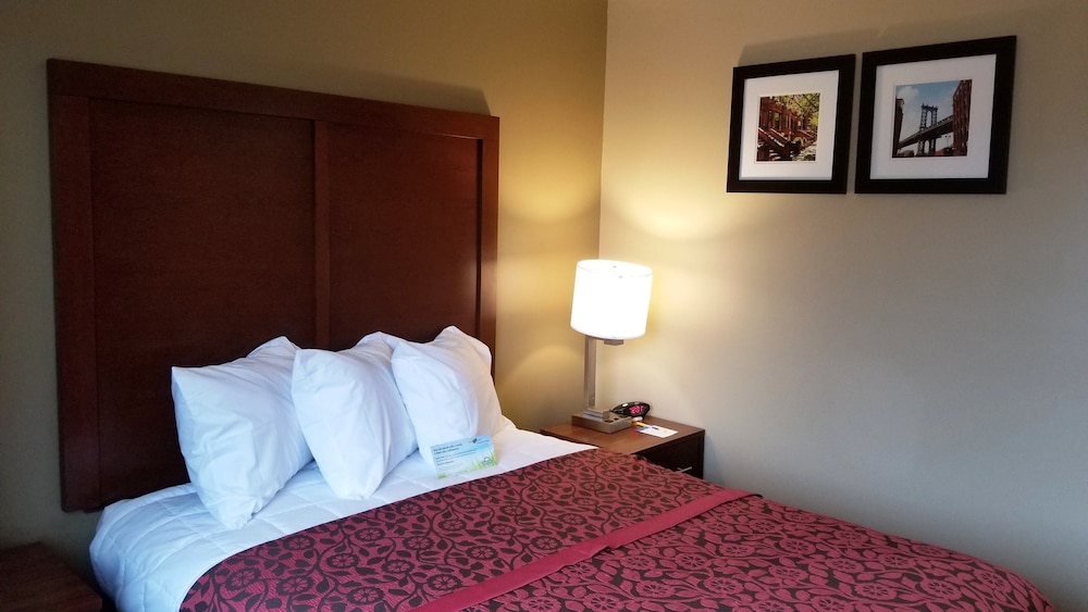 Days Inn by Wyndham Brooklyn Marine Park - photo 7