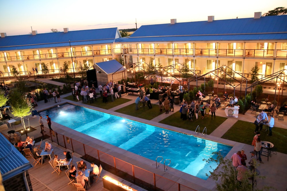 Cavalry Court by Valencia Hotel Collection - photo 34