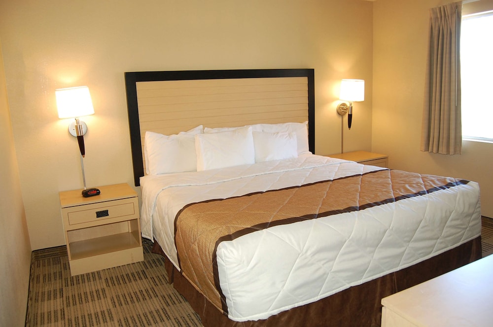 Extended Stay America Suites Greensboro Big Tree Way - photo 12