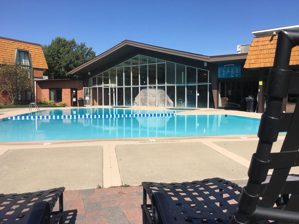 Pheasant Run Resort — Saint Charles — photo 5