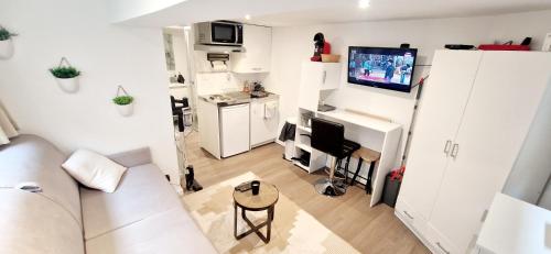 Studio Terrasse - last minute hotel in Le Cendre