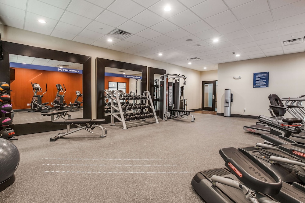 Hampton Inn & Suites North Dallas Central Expy - photo 28