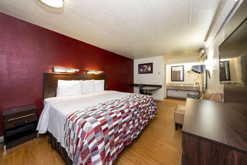 Red Roof Inn Chicago Lansing - photo 24