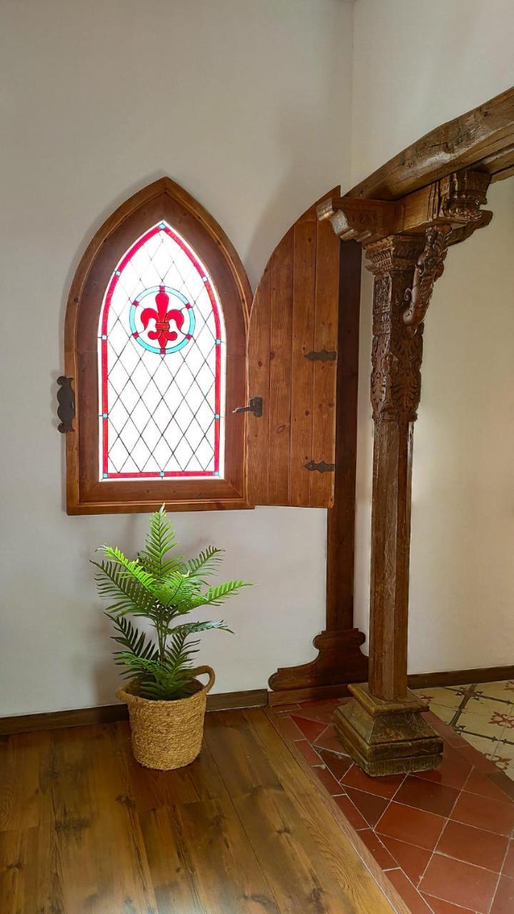 Atico Imperial Garaje Gratis Centrico Terraza Aire Acond Solarium 2 Banos Wifi a 1minuto de la Plaza Cabildo in Sanlucar De Barrameda, Spain